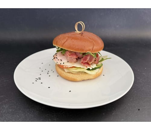 Burger z jajkiem sadzonym